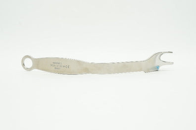 Innomed 7625-01 Posterior-Inferior Retractors Small 10.5, Right